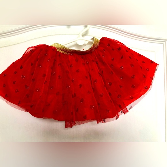 Little girl’s Valentine red w/ glitter hearts tutu and matching headband - Picture 2 of 4